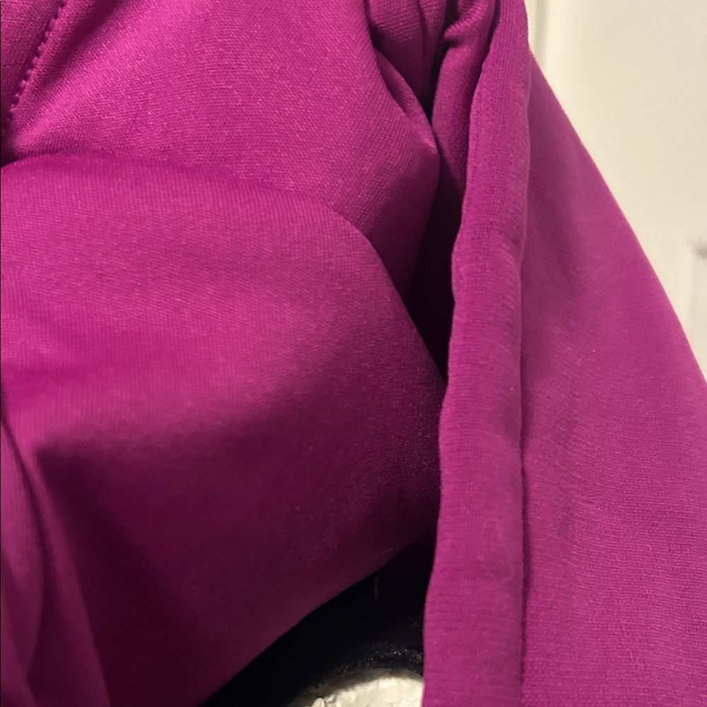 Under Armour Purple ColdGear Hoodie medium - Picture 7 of 7